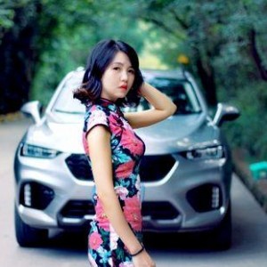 国产熟美女,魅力绽放，时尚潮流引领者